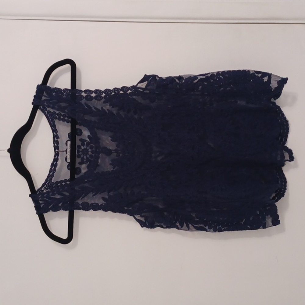 Embroidered Tank Top - Picture 2 of 4